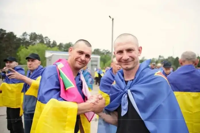 Звільнений із полону: до Павлограда повернувся ще один шахтар і нацгвардієць