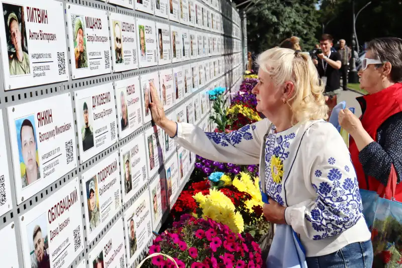У Павлограді вшанували пам’ять полеглих Захисників у День Героїв