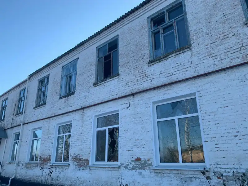 Російська артилерія обстріляла Червоногригорівку: пошкоджено церкву та меморіал