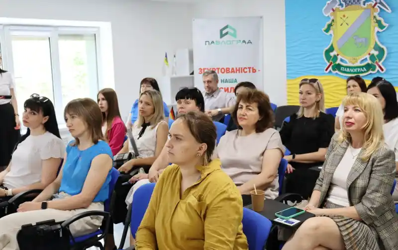 У Павлограді обговорили нові кроки до розвитку міста: акценти на економіку та соціальну сферу