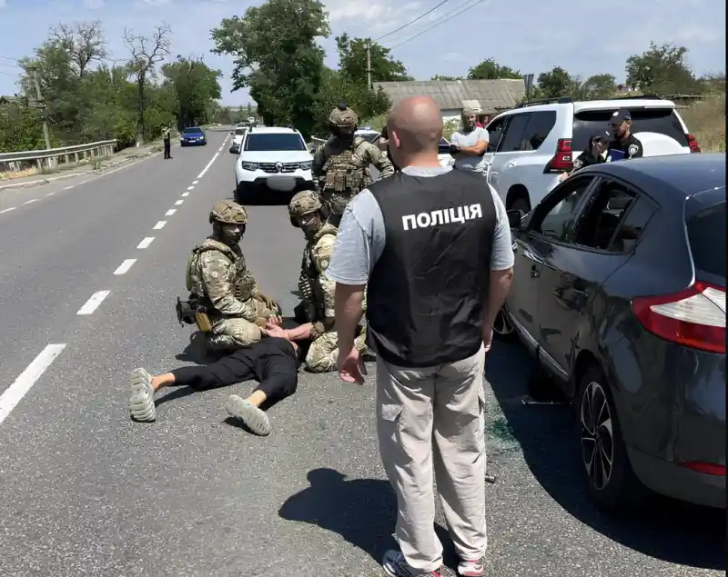 На Миколаївщині викрили наркогрупу, що збувала психотропи в трьох областях