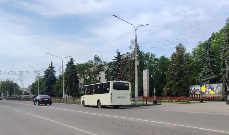 У Павлограді змінили графіки руху автобусів №1 і №8 на 14 липня