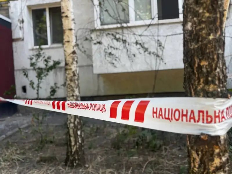 Трагічний день у Кривому Розі: двоє 5-річних дітей випали з вікон, один випадок завершився смертю